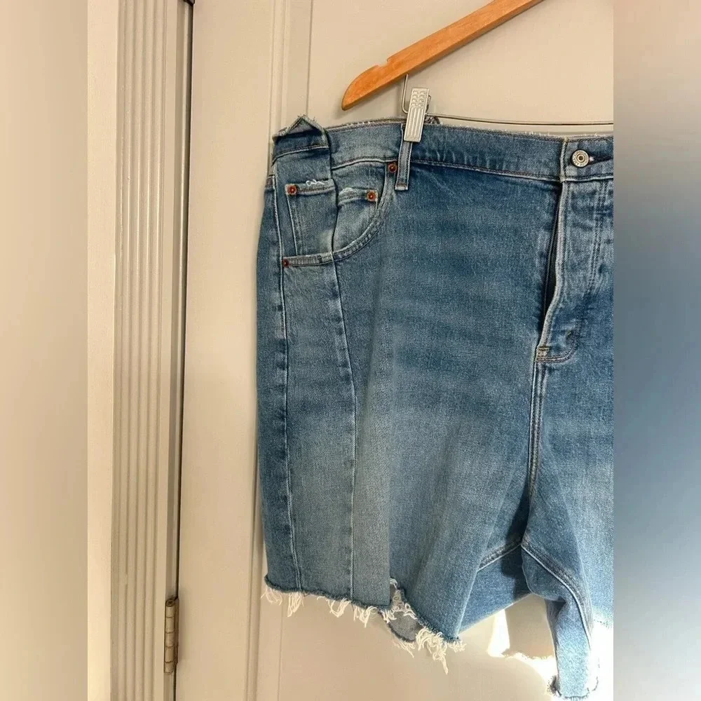 Abercrombie & Fitch 7 Inch Dad Denim Jorts Shorts size 36 NWOT 90s chic beach